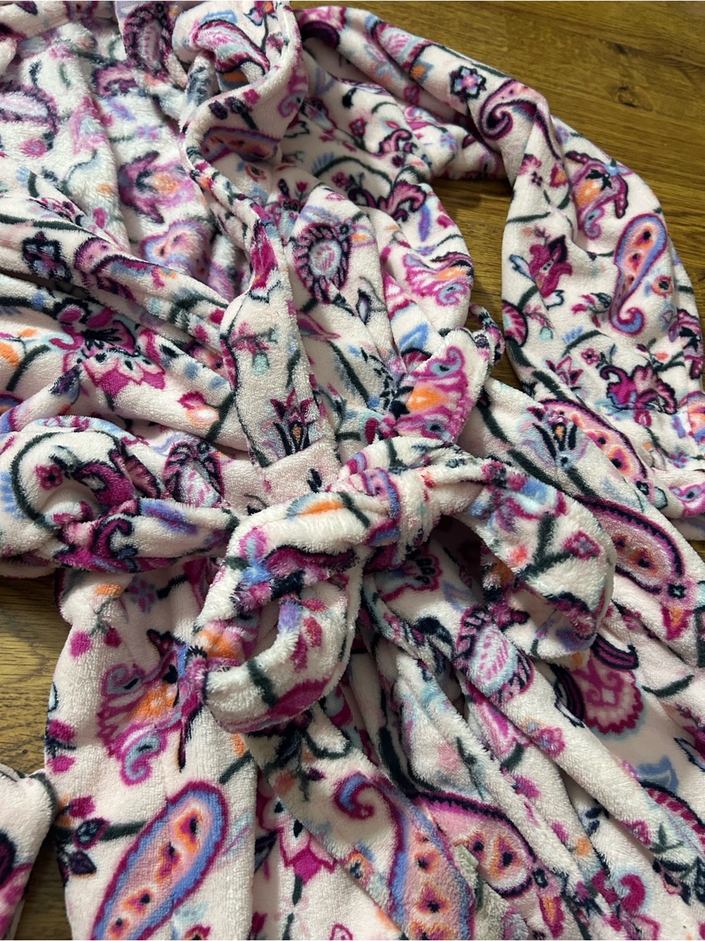 Vera Bradley Robe - Picture 6 of 10